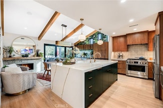 187 S Shattuck Place, Orange, CA 92866