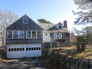 12 Sunset Ln, West Dennis, MA 02670