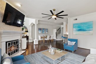 459 Mariners Dr, Kemah, TX 77565