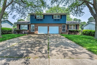 136 Brookfield St, Louisville, OH 44641