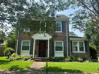 709 Smith St, Suffolk, VA 23434