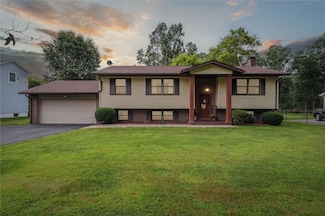 223 Cedar Dr, Kittanning, PA 16201
