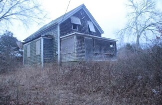 1104 Main Rd, Westport, MA 02790
