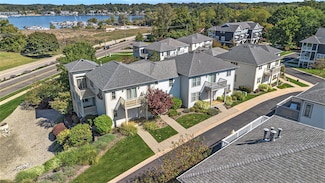 211 Garden Terrace Unit 11, Douglas, MI 49406