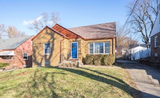 1243 Merle Hay Rd, Des Moines, IA 50311