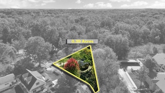 304 Eubank St, Novi, MI 48377