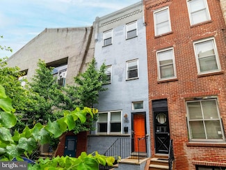 1140 Titan St, Philadelphia, PA 19147