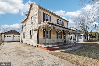 633 E Quince St, Vineland, NJ 08360