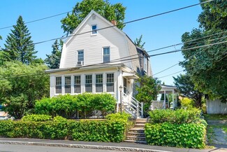20 Goodell St, Salem, MA 01970