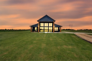 751 Almand Rd, Palmer, TX 75152