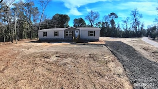108 Martin Dr, Eutawville, SC 29048