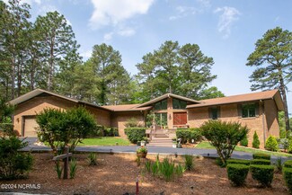 251 W Devonshire Ave, West End, NC 27376