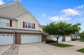 10113 Ridge Run St, Howell, MI 48855