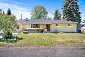 815 W Walnut St, Newport, WA 99156