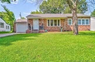 2406 Elmira St, Muskogee, OK 74403