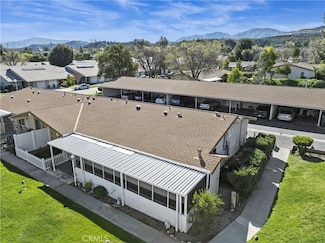 26867 Avenue of The Oaks Unit A, Newhall, CA 91321
