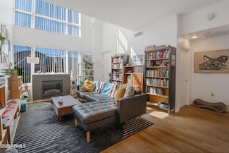 17 W Vernon Ave Unit 621, Phoenix, AZ 85003