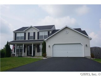 9423 Peregrin Ln, Brewerton, NY 13029