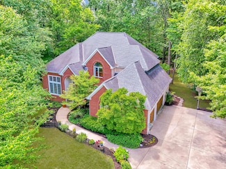 9006 Filiz Ln, Powell, OH 43065