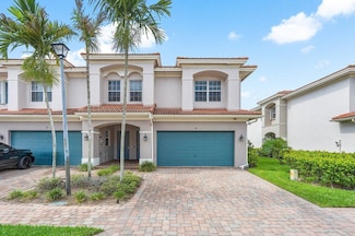 40 Lancaster Rd, Boynton Beach, FL 33426