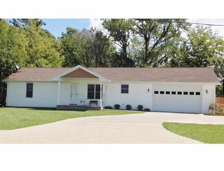 201 Inderrieden Rd, Chandler, IN 47610