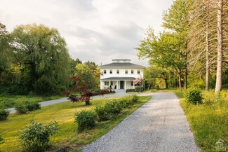 667 Budds Corners Rd, Red Hook, NY 12571