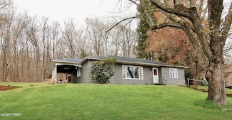 1561 Pennsylvania 171, Clifford Township, PA 18421