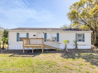 1067 Palm Ct, Okeechobee, FL 34974