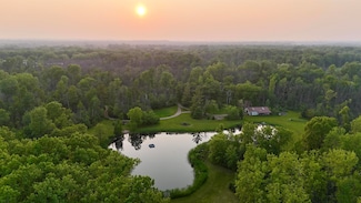 5450 N Gillett St, Appleton, WI 54913
