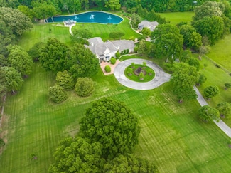 3044 Shea Rd, Collierville, TN 38017