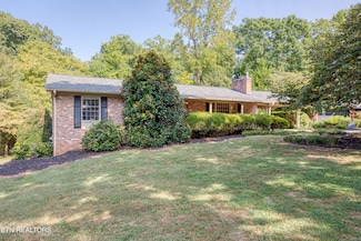 213 Beechwood Dr, Knoxville, TN 37920