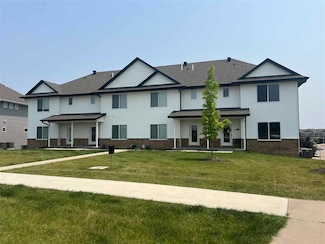 1158 Dahnovan Dr, North Liberty, IA 52317