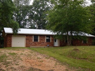 4 Margie Magee Rd, Tylertown, MS 39667