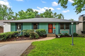 411 E 89th St, Kansas City, MO 64131