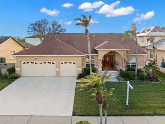 3190 Shoreline Dr, Clearwater, FL 33760