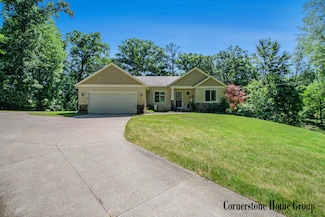 9030 Elstner Ave NE, Rockford, MI 49341