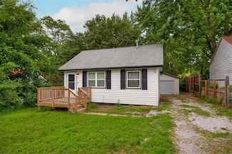 3416 Garfield Ave, Des Moines, IA 50317