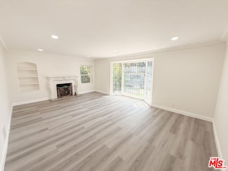 115 N Clark Dr, Beverly Hills, CA 90211