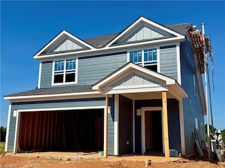 1715 Creekline Dr, Kernersville, NC 27284