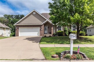 3113 Morton Ln, Saint Joseph, MO 64506