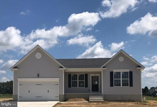 483 Tiburan Ct, Felton, DE 19943