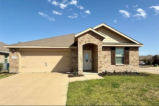 2077 Enchanted Rock Dr, Forney, TX 75126