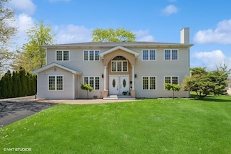 36 Chestnut Rd, Northbrook, IL 60062