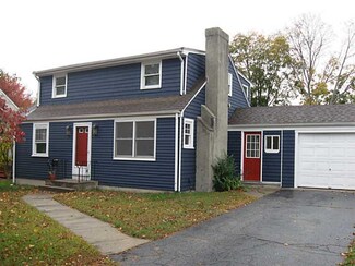 146 King Philip Rd, Rumford, RI 02916