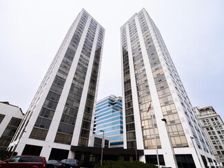 123 SW Jefferson Ave Unit e17ne, Peoria, IL 61602