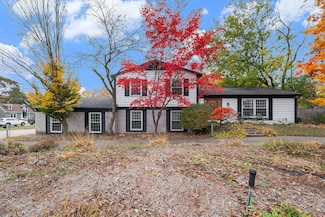 2390 Basswood St, Jenison, MI 49428