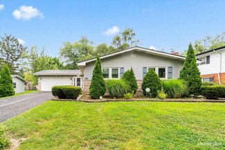 5609 Snowdrop Ln Unit 7, Lisle, IL 60532