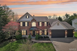 16604 Benton Taylor Dr, Chesterfield, MO 63005