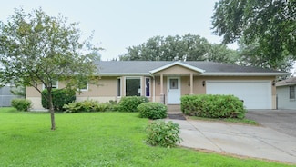 420 110th Ave NW, Coon Rapids, MN 55448