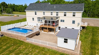 302 Canaan Rd, Hampden, ME 04444